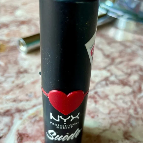NYX, Covergirl Bold Red Lipstick Brown Mascara, Champagne nails,NYX Wonderstick - Picture 3 of 14